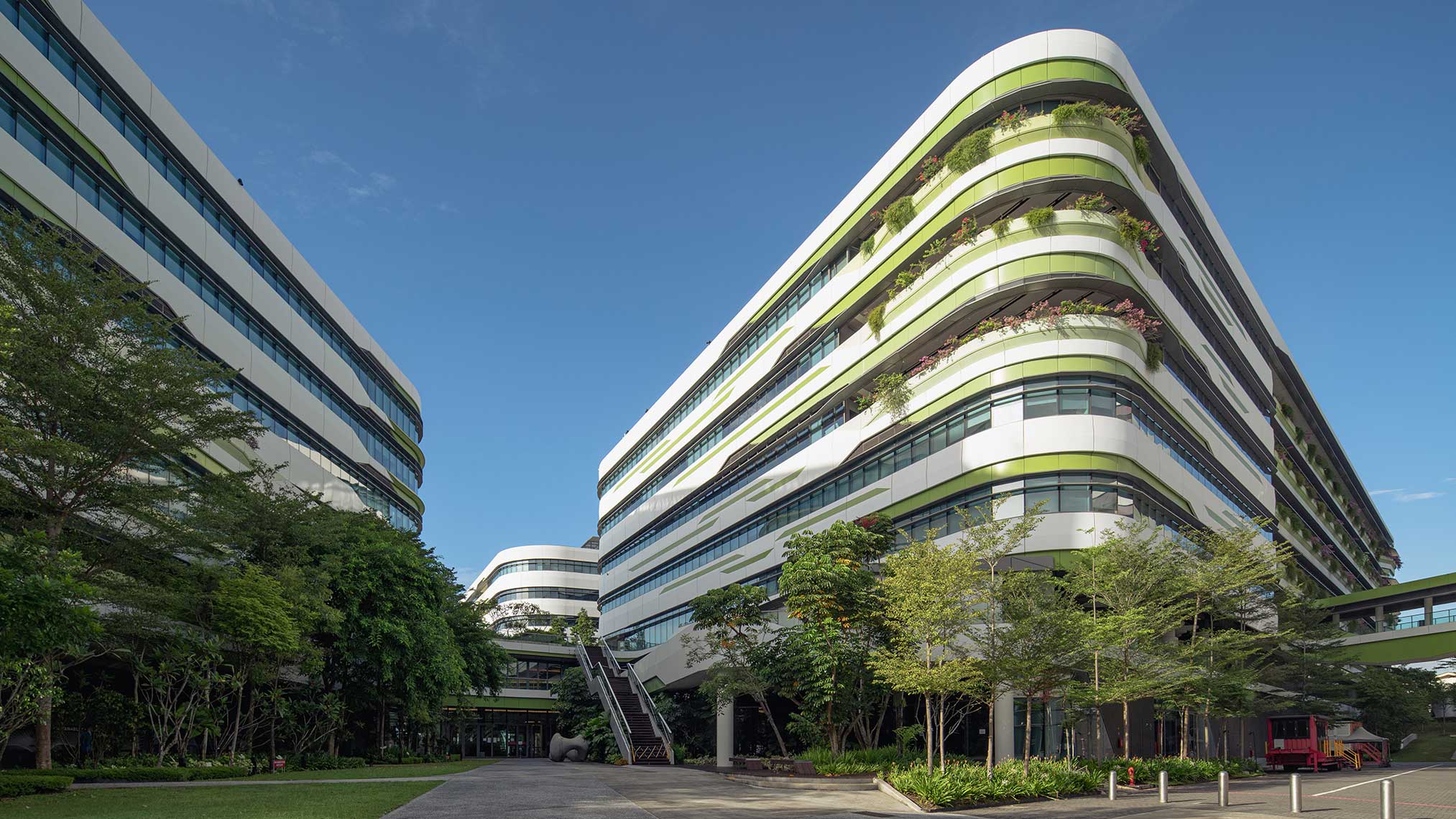 新加坡科技与设计大学